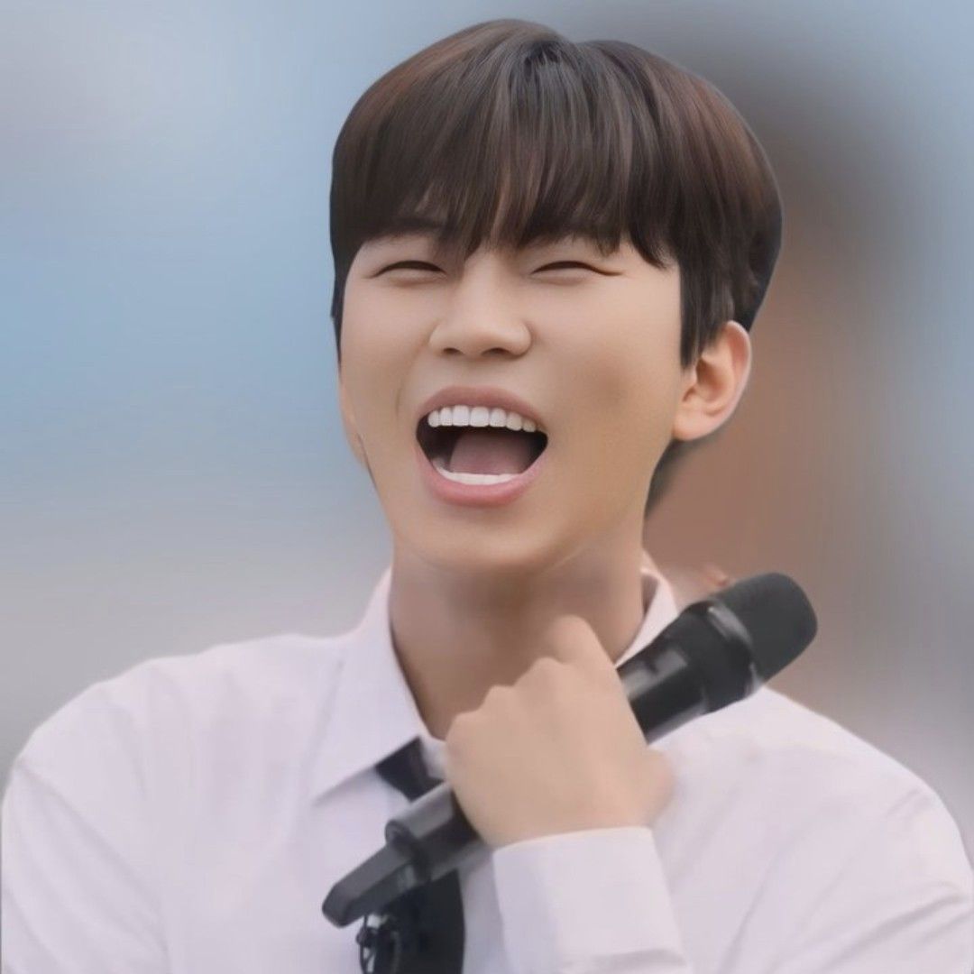Recent activity shot of Lim Youngwoong
