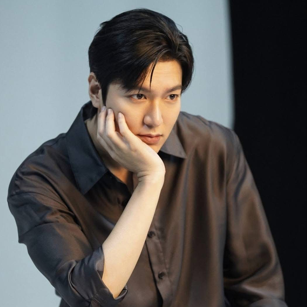 Recent activity shot of Lee Minho