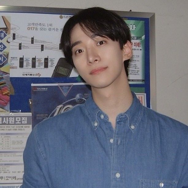 粉丝拍下的李俊昊瞬间