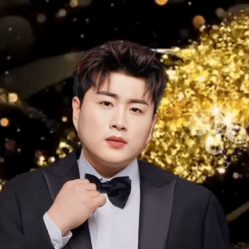 Behind-the-scenes cut of Kim Hojoong