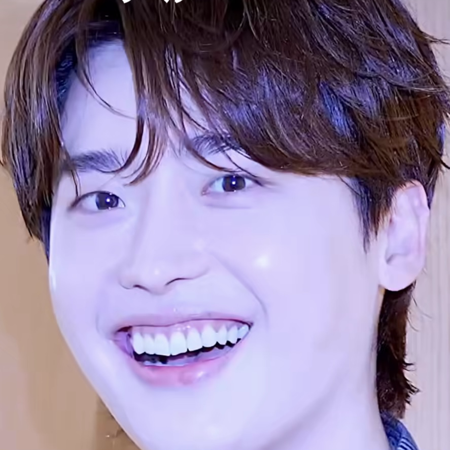 Behind-the-scenes cut of Lee Jongsuk