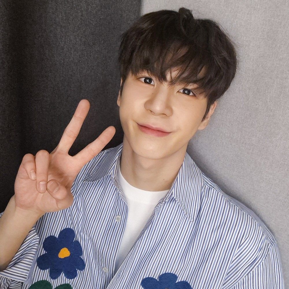 Latest photo of Jeong Dongwon