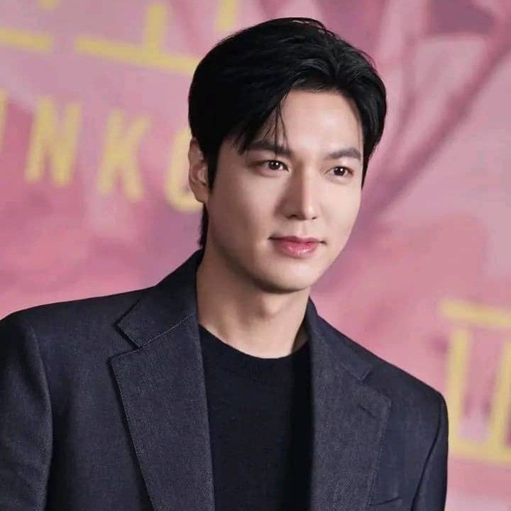 Latest photo of Lee Minho