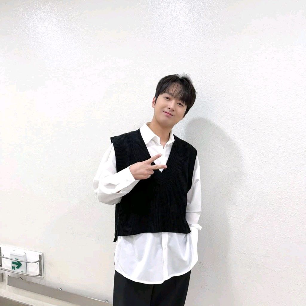 李燦元的最新照片