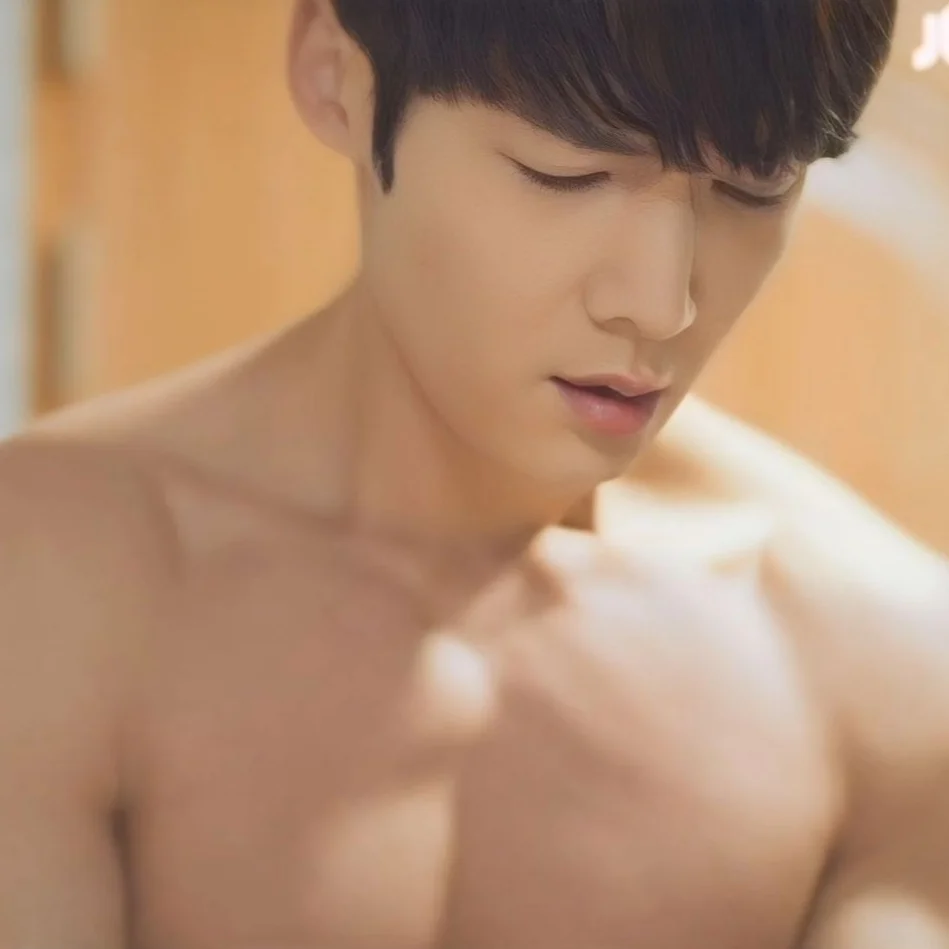 Recent activity shot of Choi Jinhyuk
