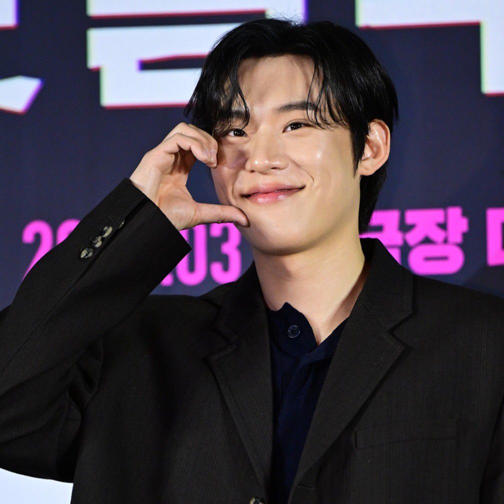 A moment captured by a fan of Kim Sungcheol