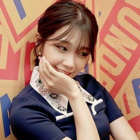 Behind-the-scenes cut of Jung Eunji