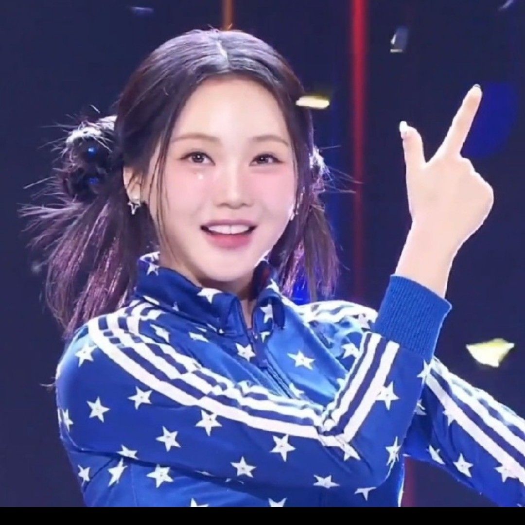 홍지윤의 비하인드 컷