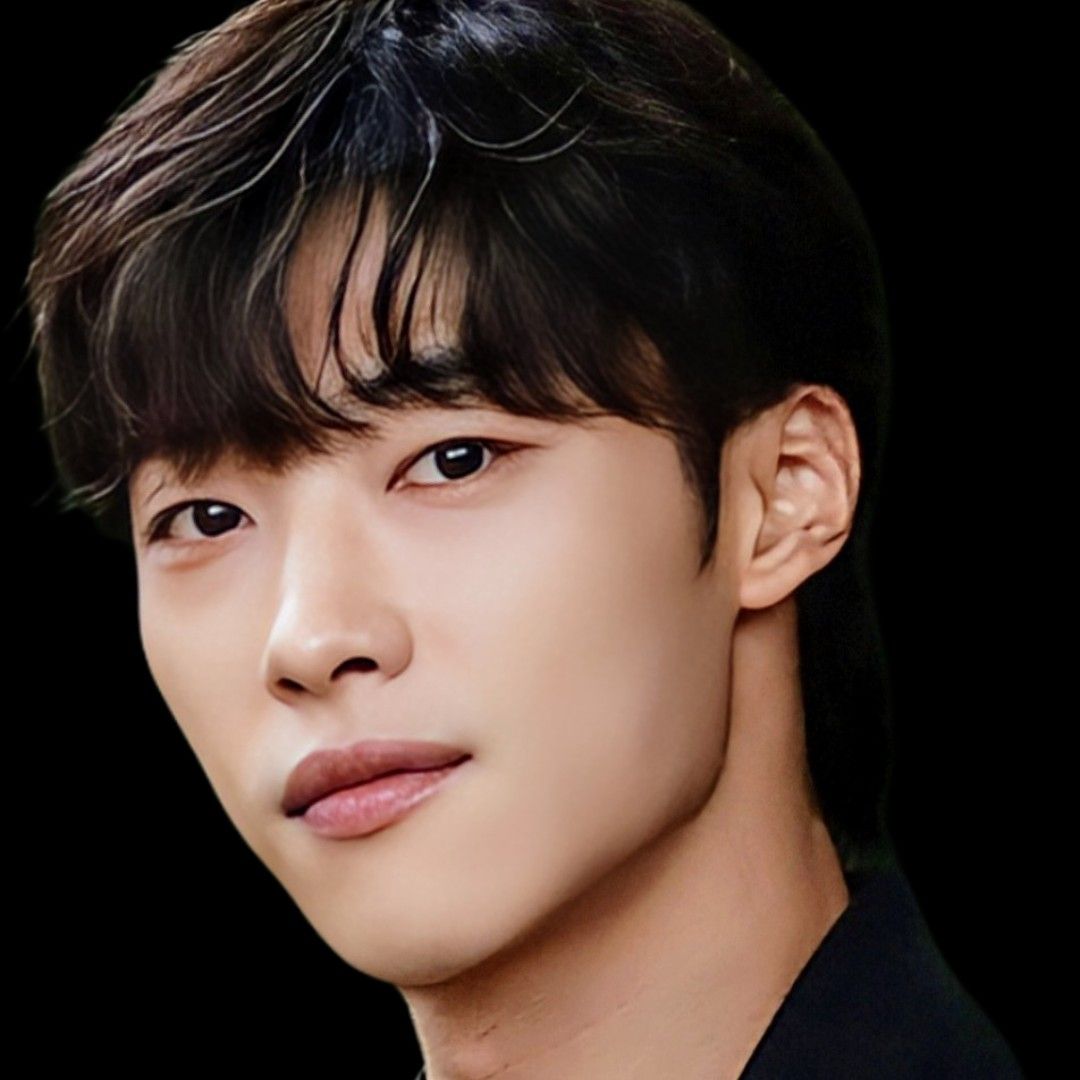 Recent activity shot of Woo Dohwan