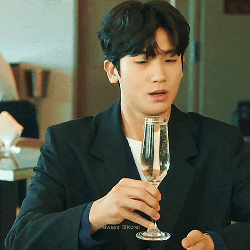 Recent activity shot of Park Hyungsik