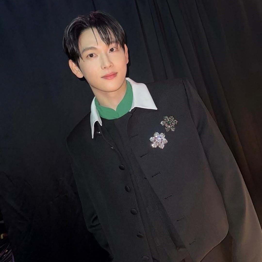 Recent activity shot of Lim Siwan
