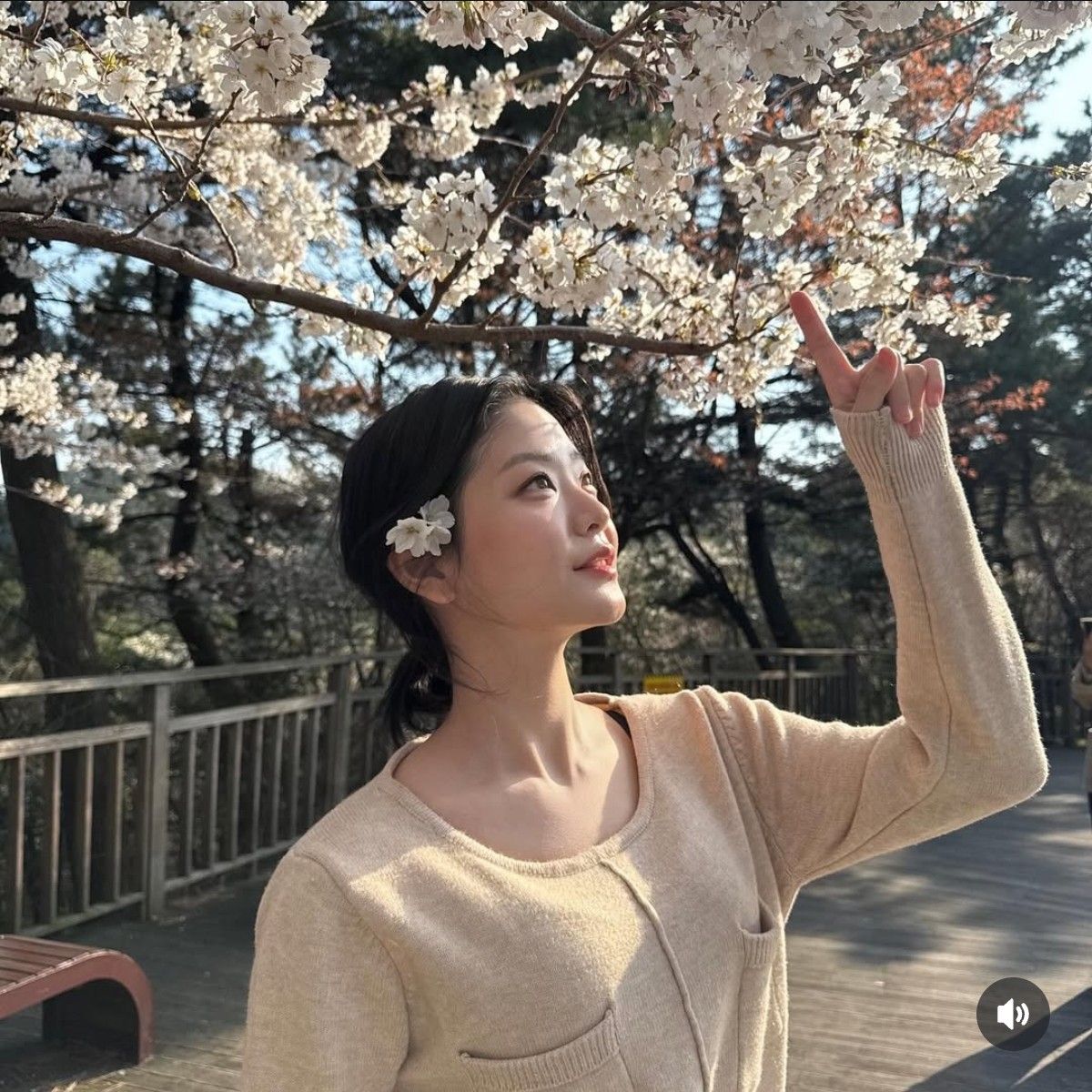 A moment captured by a fan of Chung Subin
