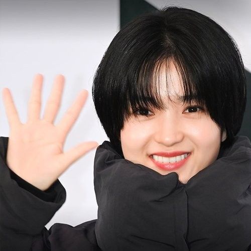 Behind-the-scenes cut of Kim Taeri
