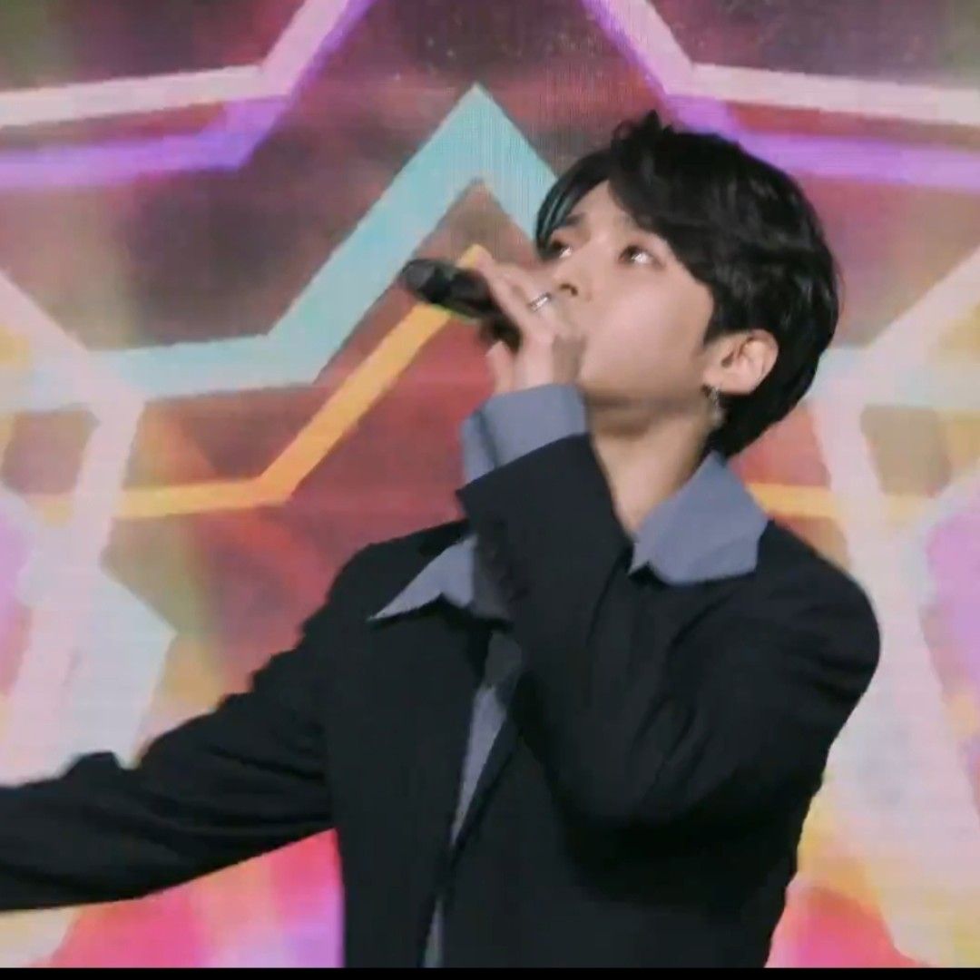 Behind-the-scenes cut of Seong Ri