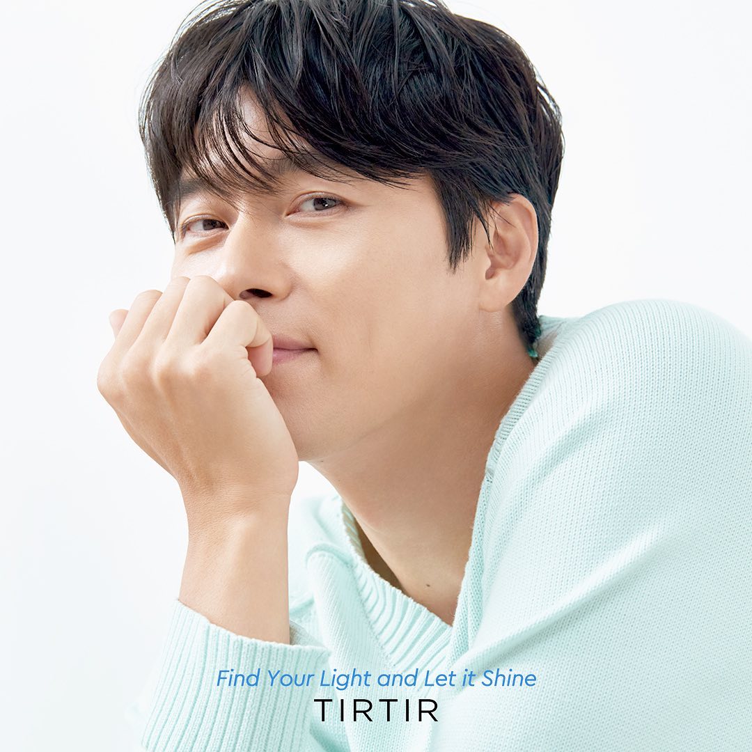 Behind-the-scenes cut of Hyun Bin