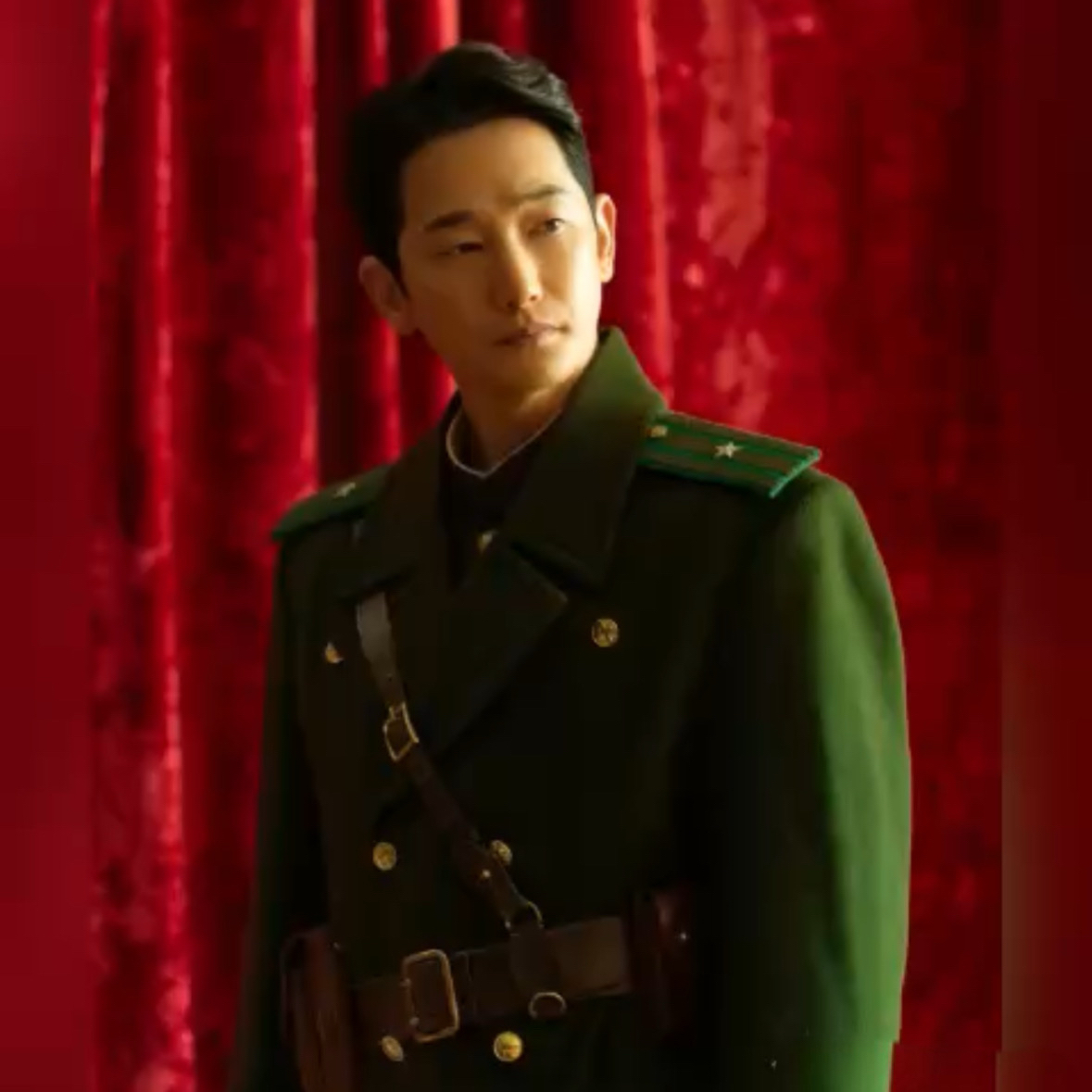 Behind-the-scenes cut of Park Sihoo