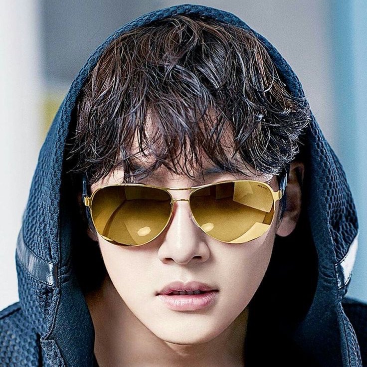 粉丝拍下的池昌旭瞬间