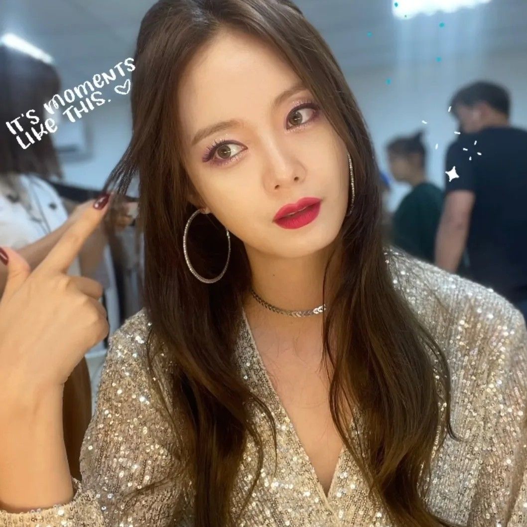Behind-the-scenes cut of Jeon Somin