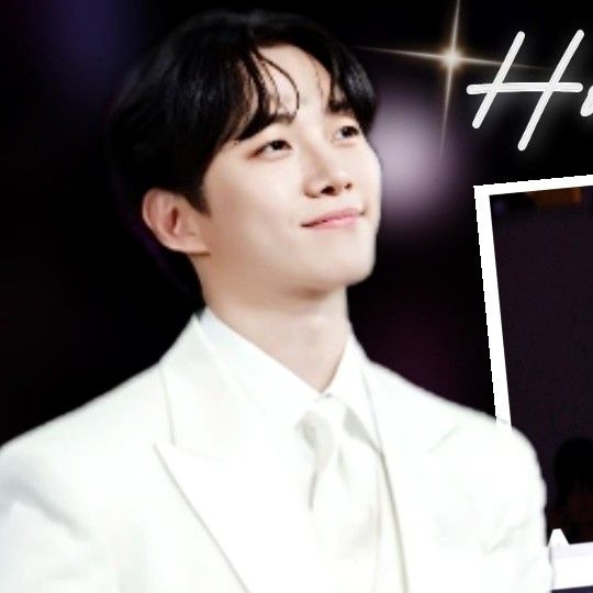 イ・ジュノの最近の活動ショット