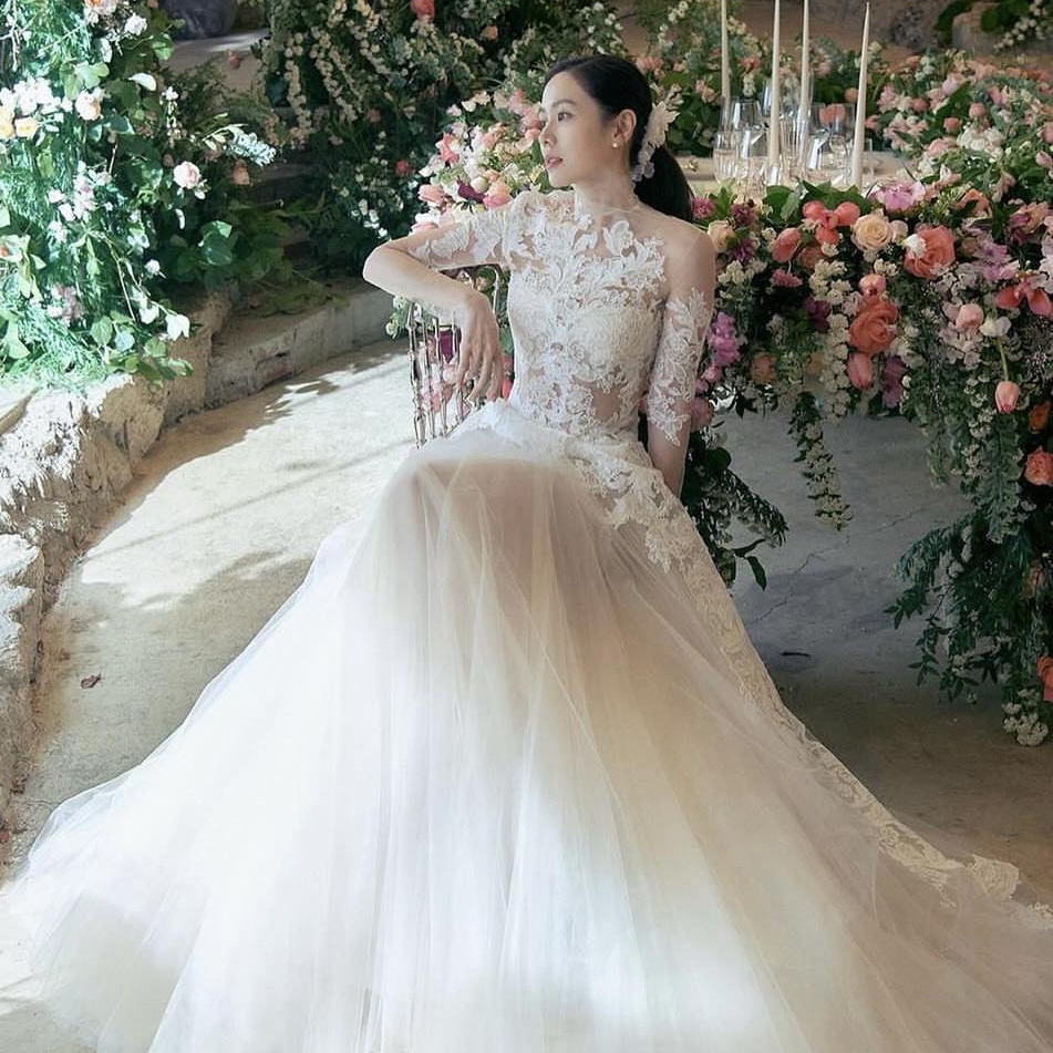 손예진 최근 활동샷