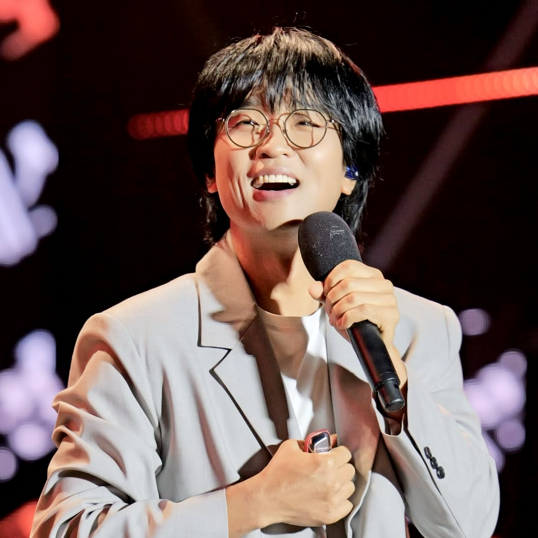 Recent activity shot of Bak Changgeun