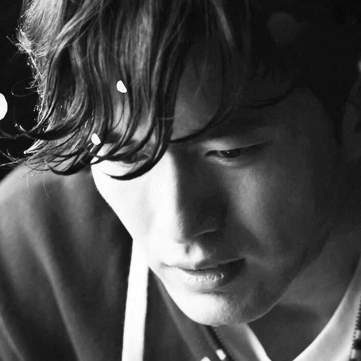 Latest photo of Lee Jinwook