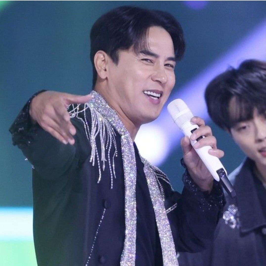 Foto kegiatan terbaru dari Jang Minho