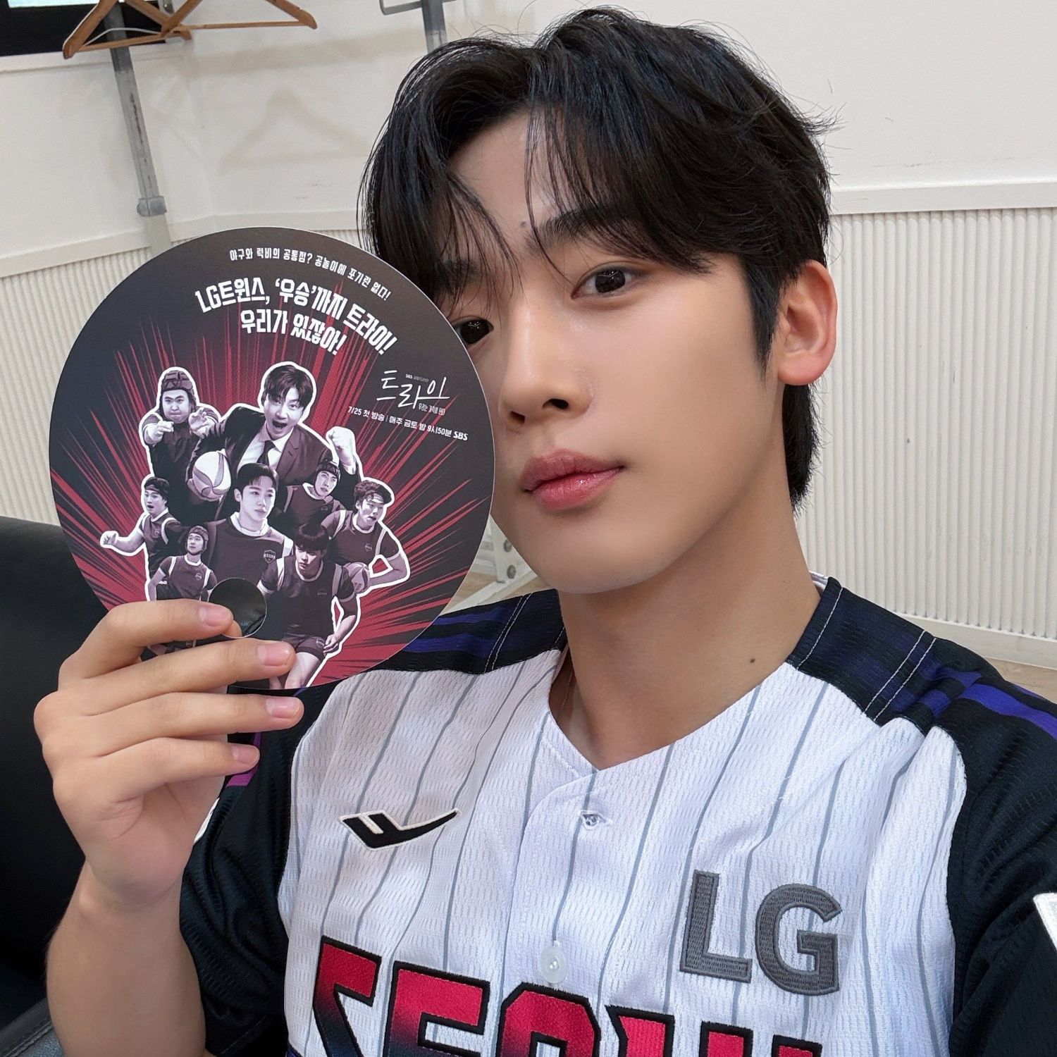 Behind-the-scenes cut of Kim Yohan