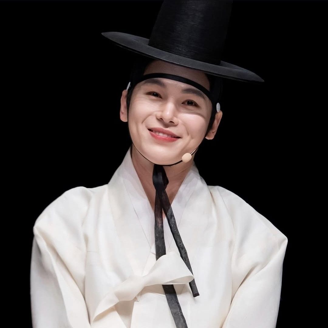 A moment captured by a fan of Kim Junsu (1991)