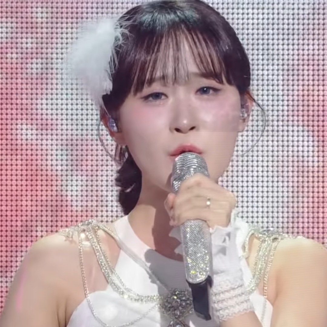 김다현의 비하인드 컷