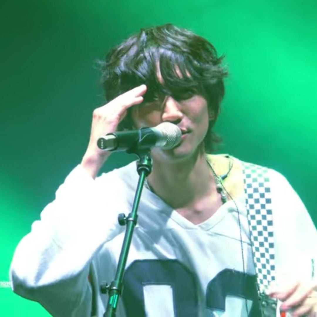 Recent activity shot of Lee Seungyoon