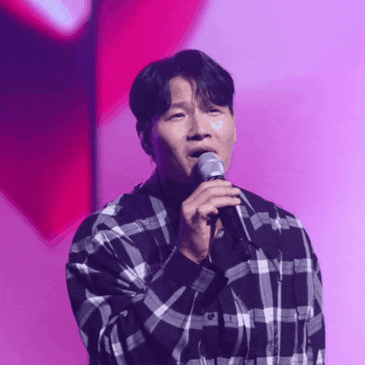 粉絲拍下的金鍾國瞬間