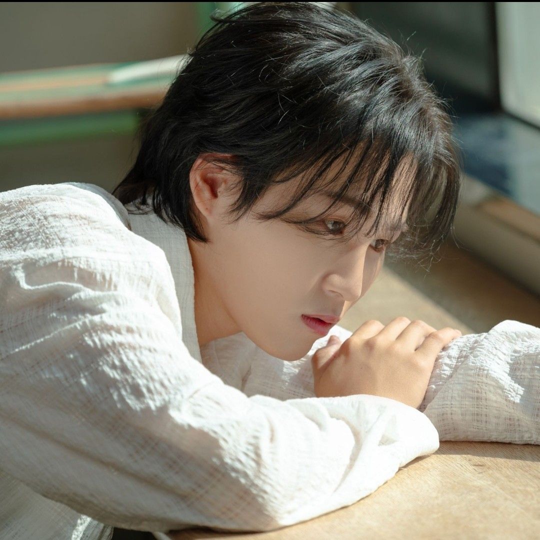 A moment captured by a fan of Kim Heejae