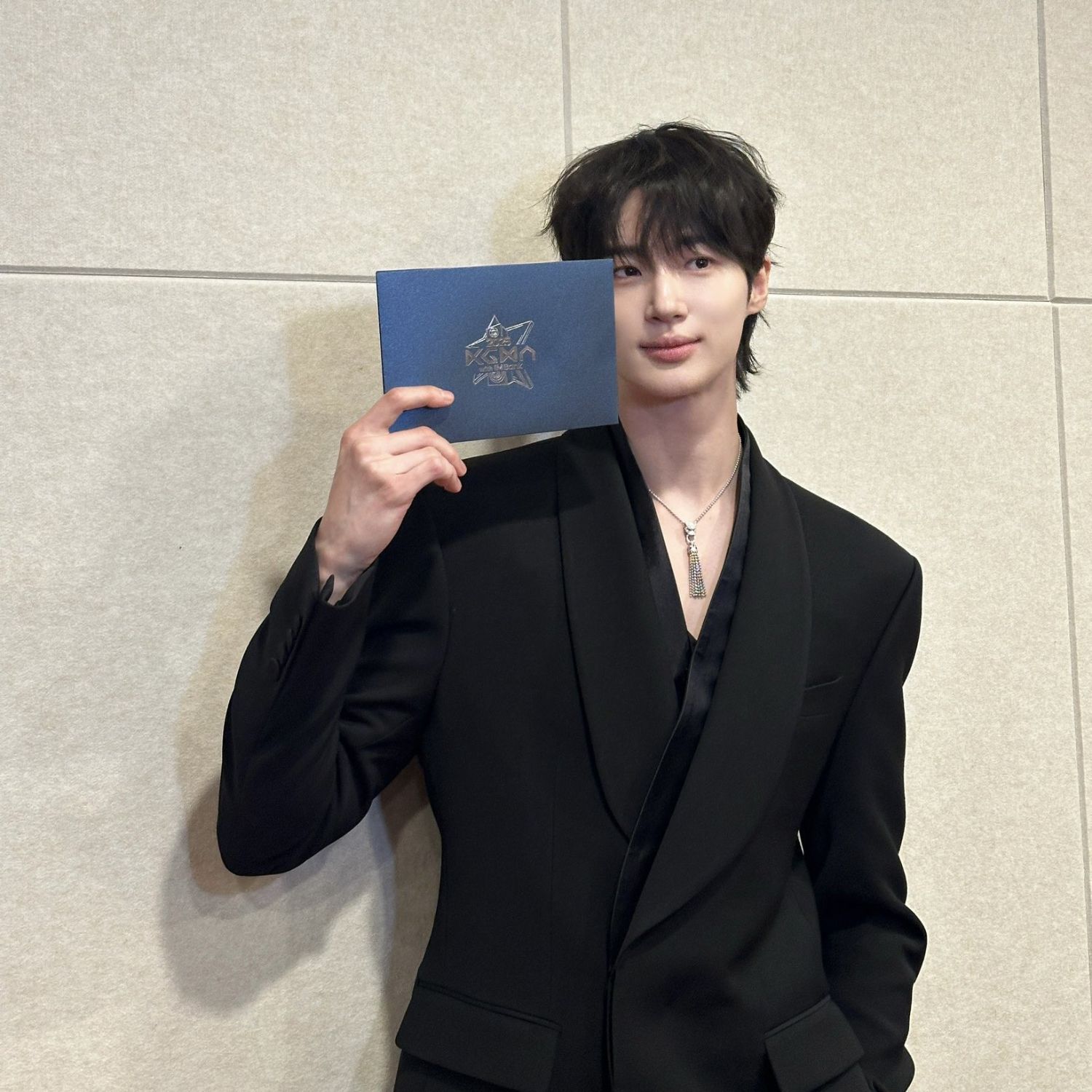 Latest photo of Byeon Wooseok