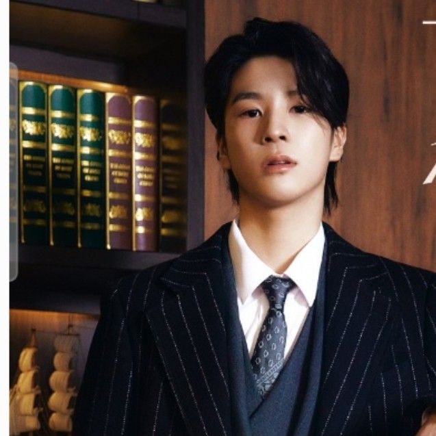 Behind-the-scenes cut of Jeong Dongwon