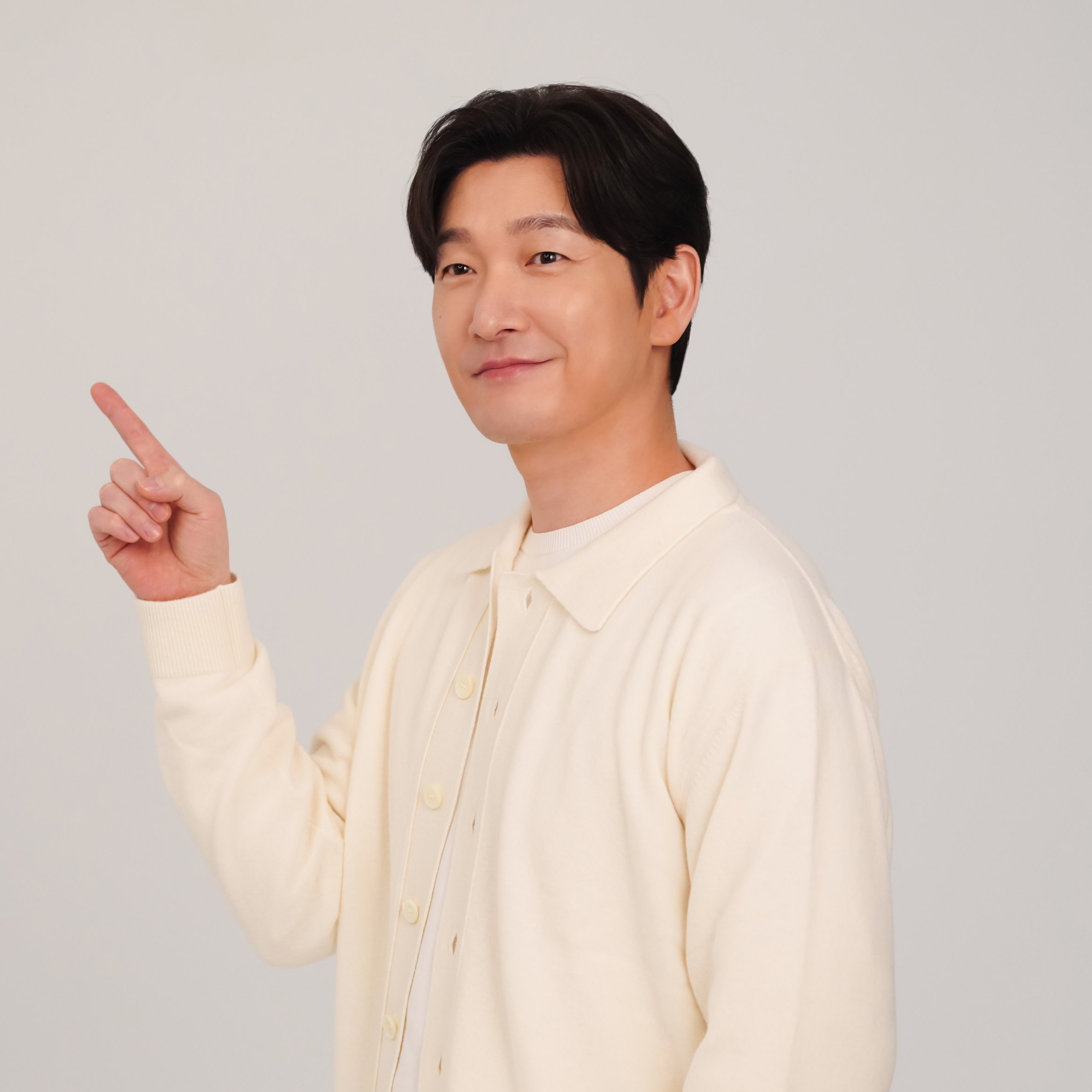 Behind-the-scenes cut of Cho Seungwoo 