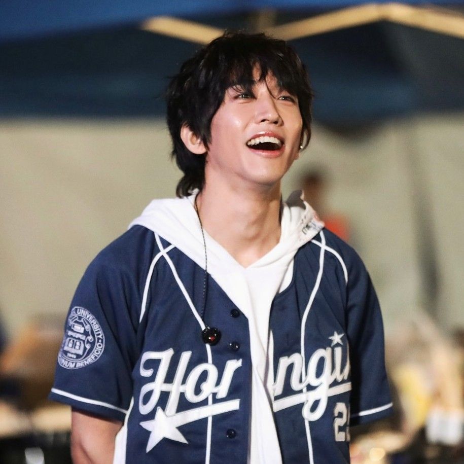 Recent activity shot of Lee Seungyoon
