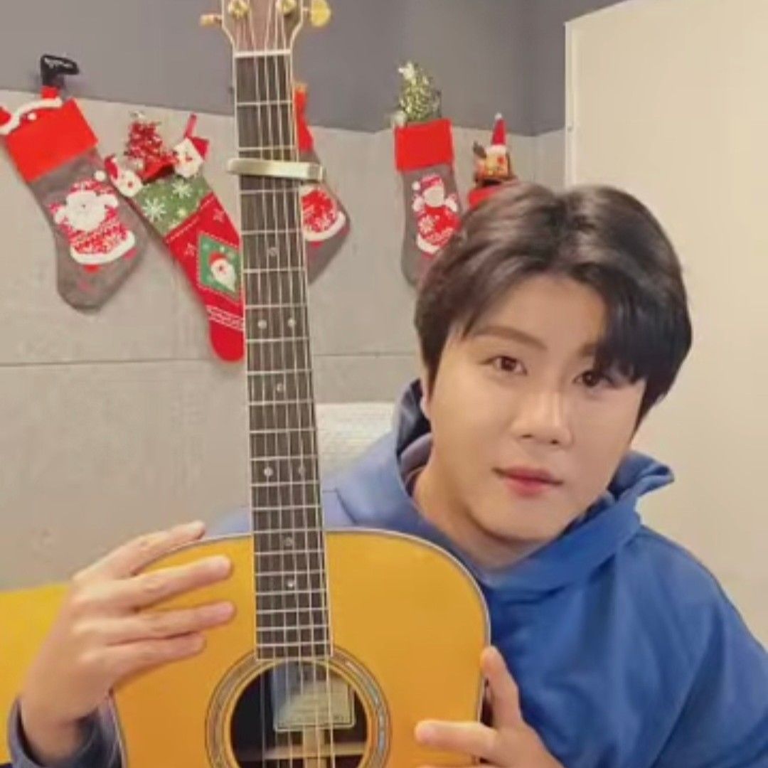 粉丝拍下的晋海成瞬间