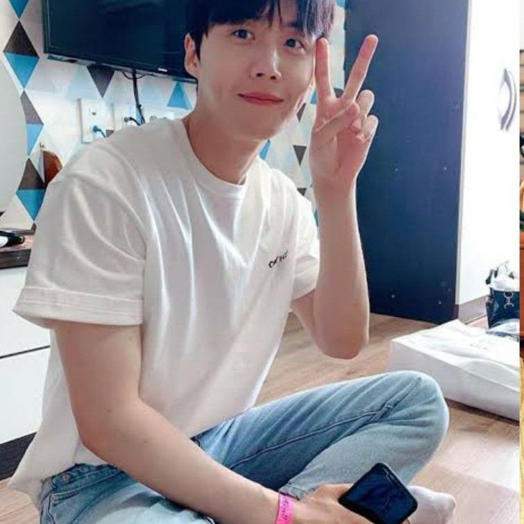 金宣虎的近期活動照