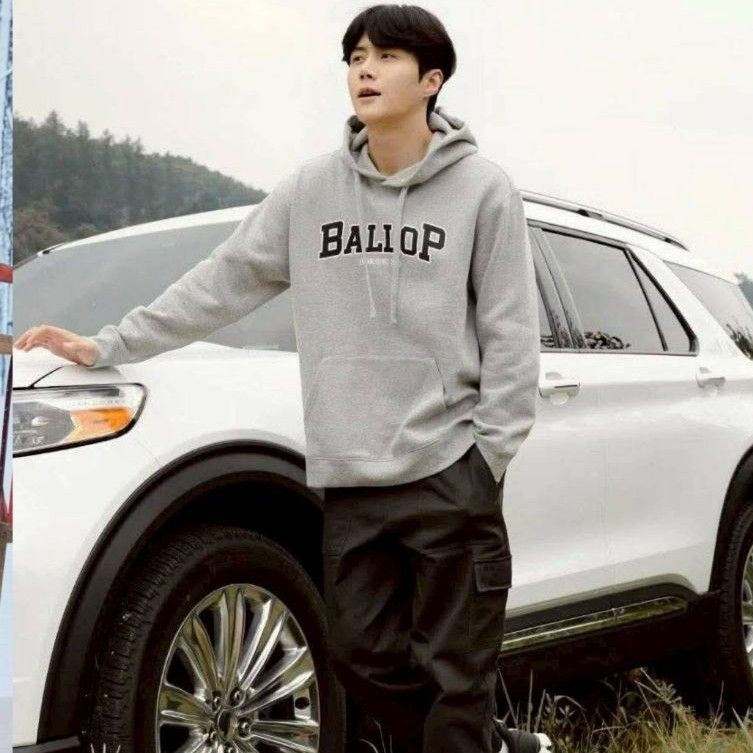 A moment captured by a fan of Kim Seonho