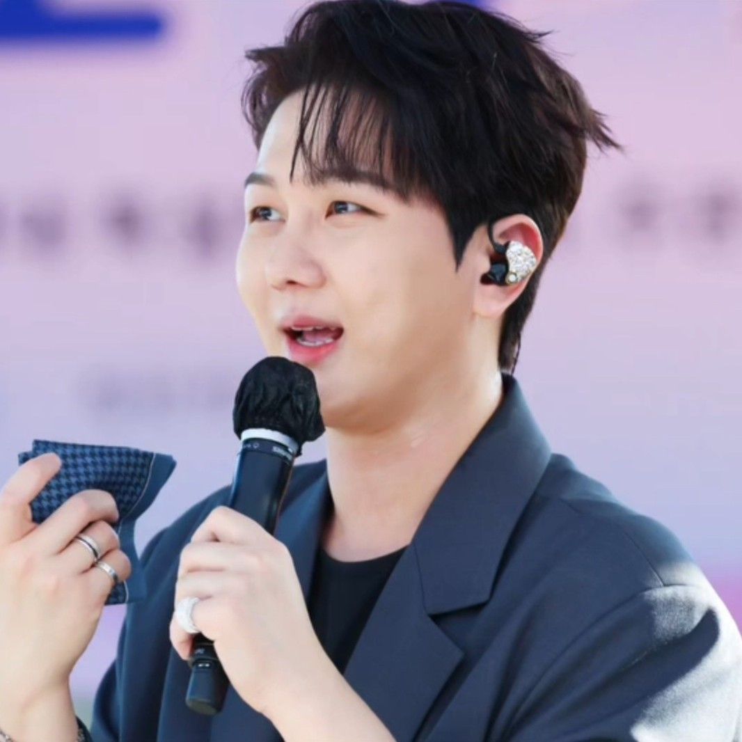 Momen yang diabadikan oleh penggemar Kim Soochan