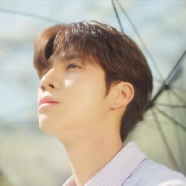 Latest photo of Jeong Dongwon