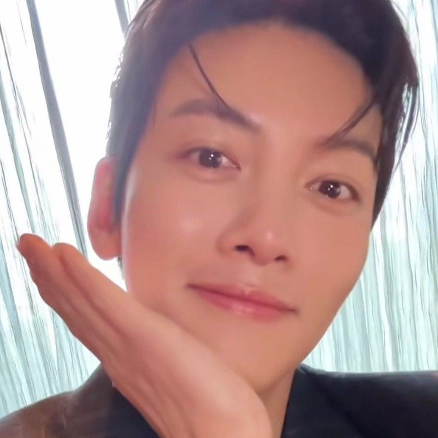 Latest photo of Ji Changwook