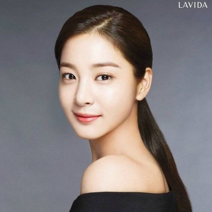 Latest photo of Seol Inah