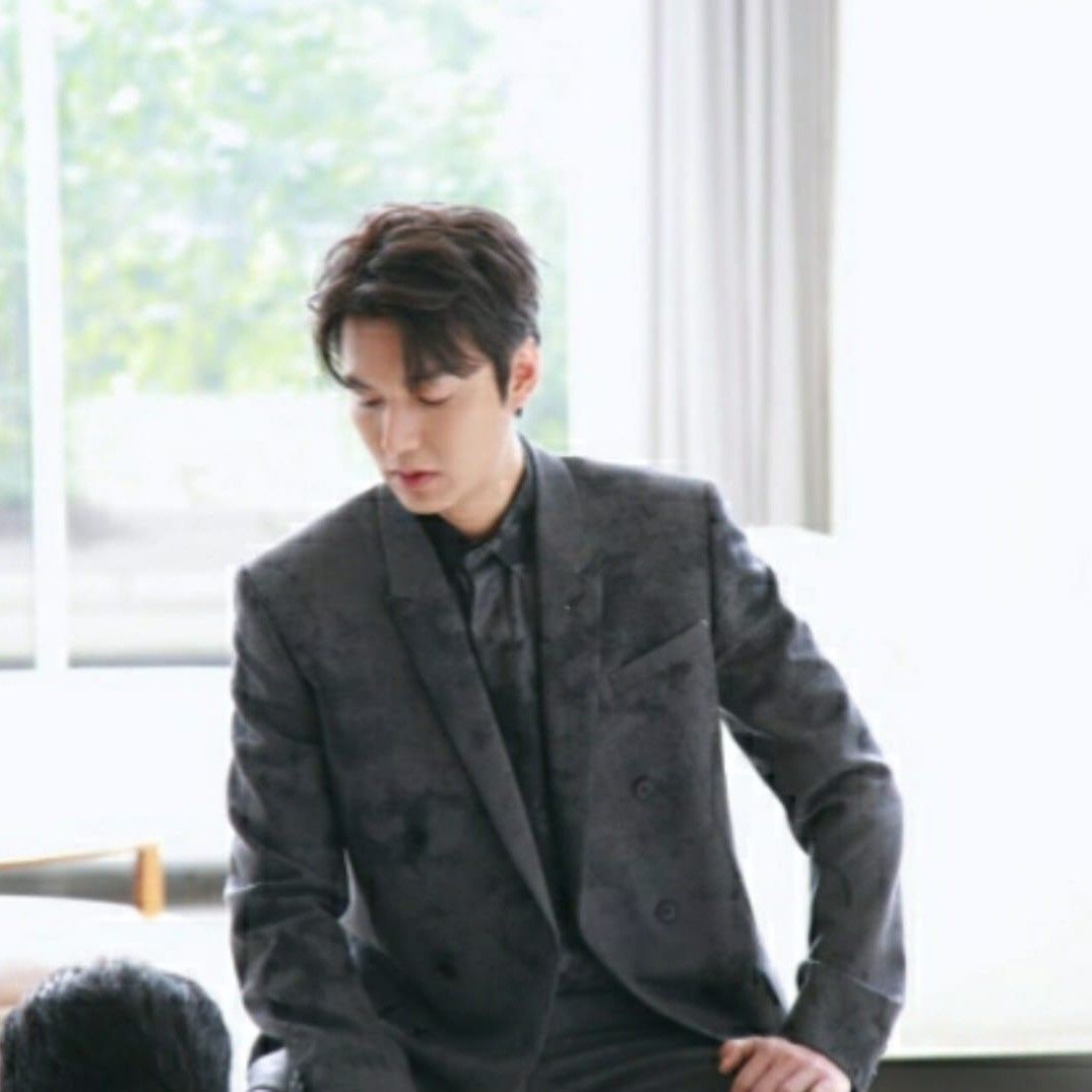 李敏镐的近期活动照