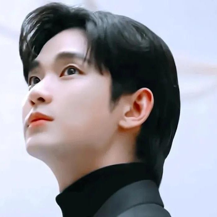 金秀賢的幕後花絮