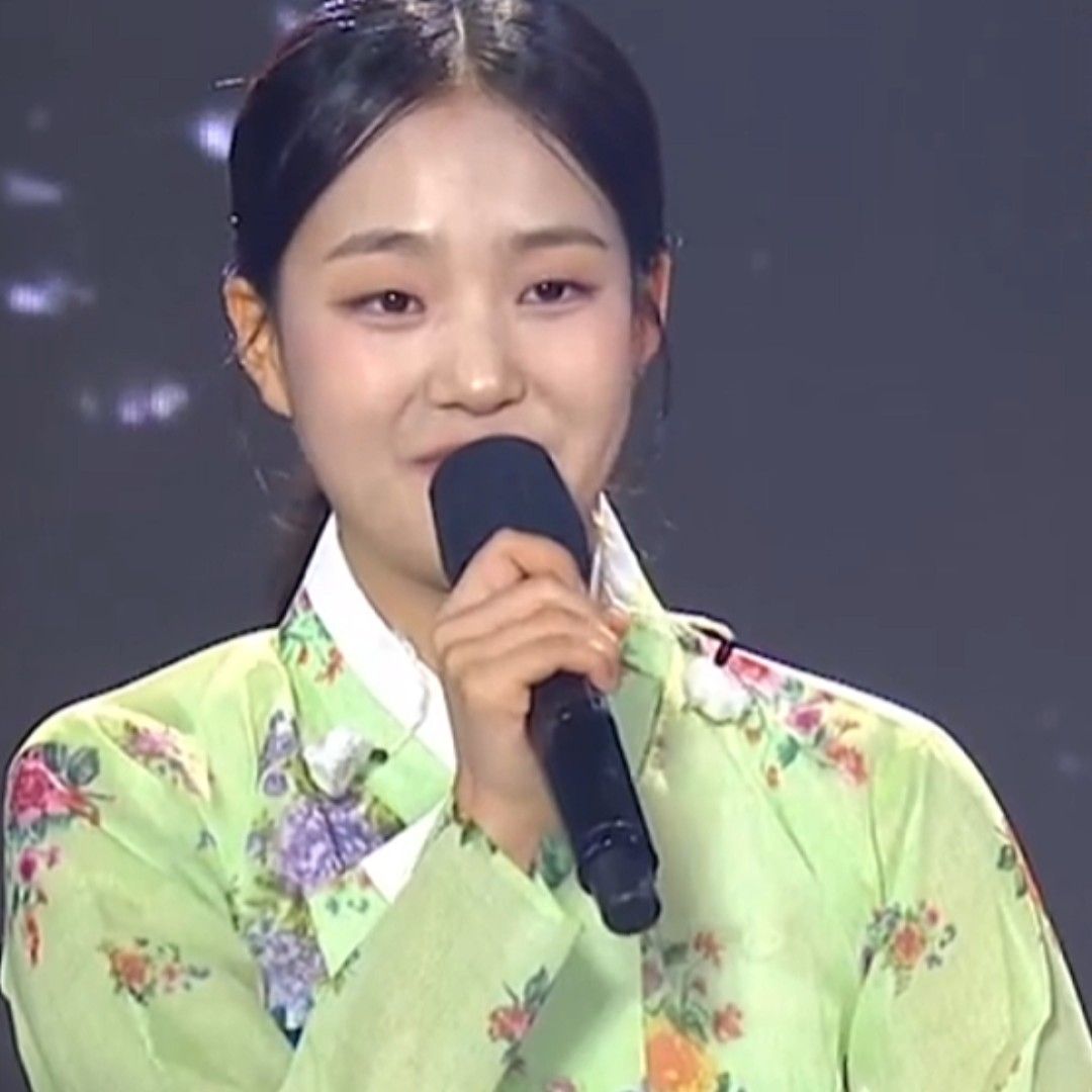 粉丝拍下的金泰延瞬间