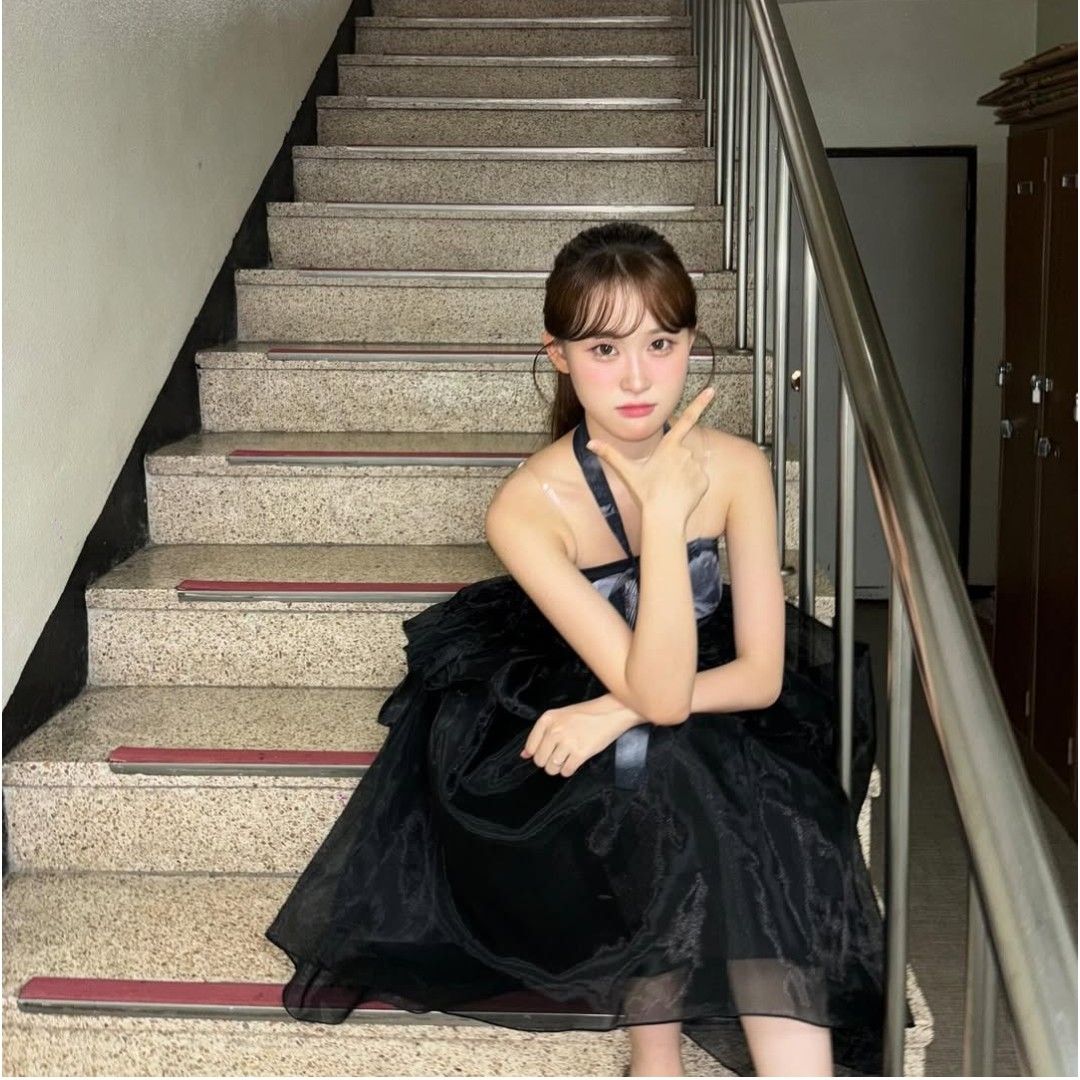 Behind-the-scenes cut of Kim Dahyun