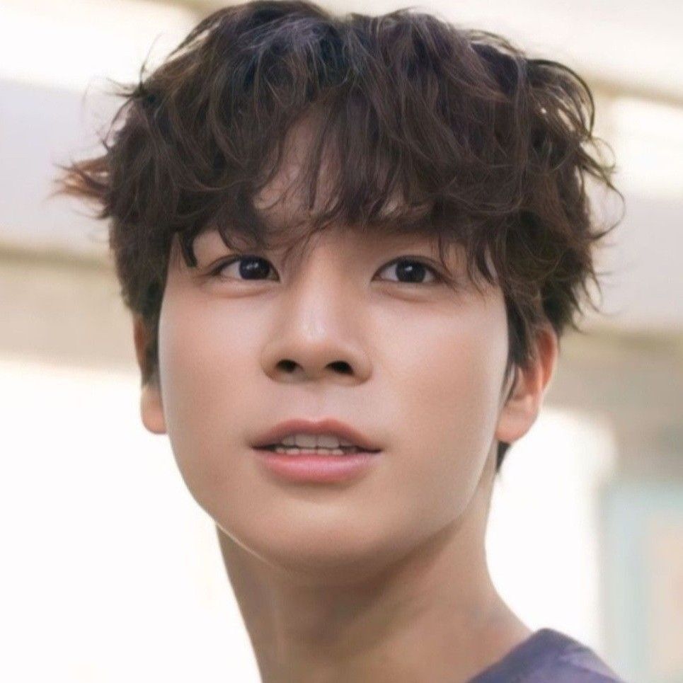 Recent activity shot of Jeong Dongwon