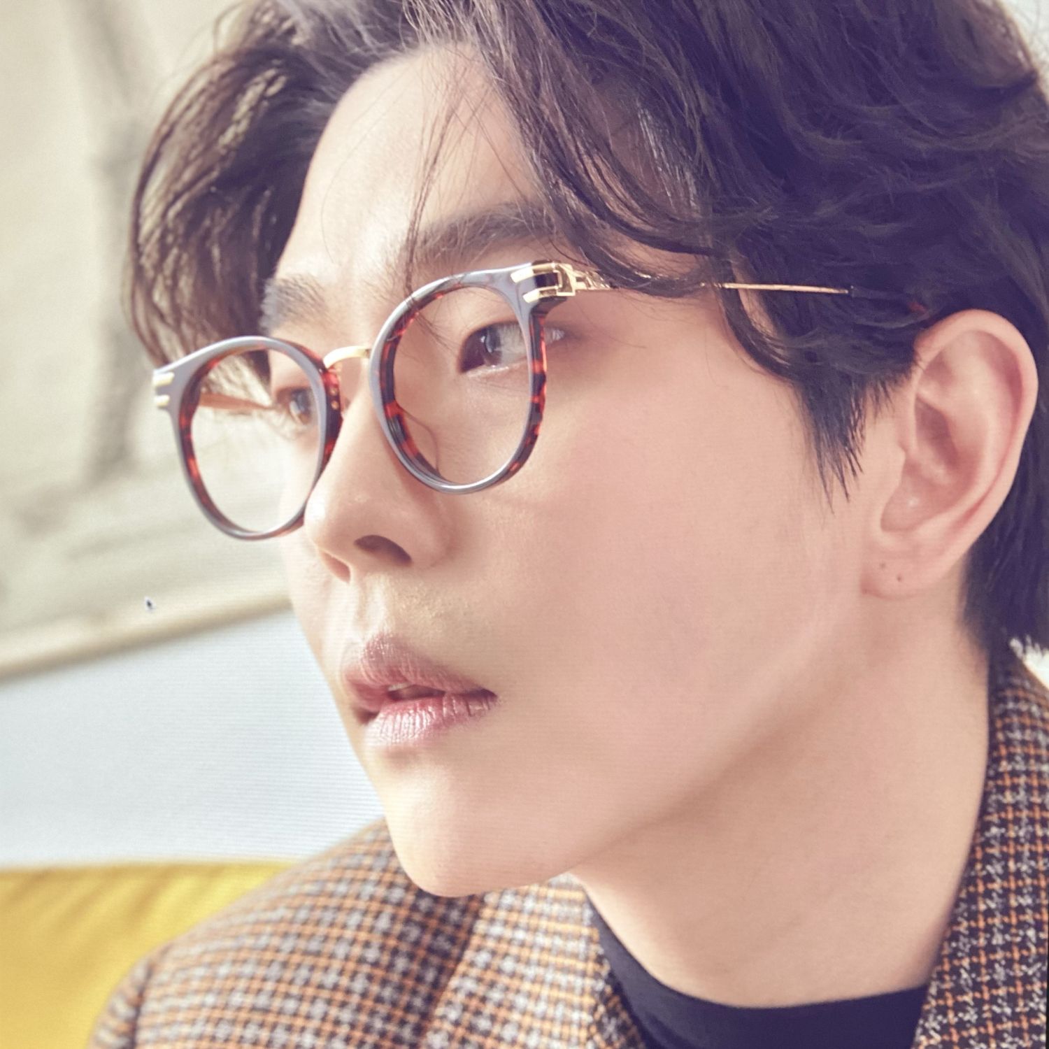 Behind-the-scenes cut of Yoon Kyunsang